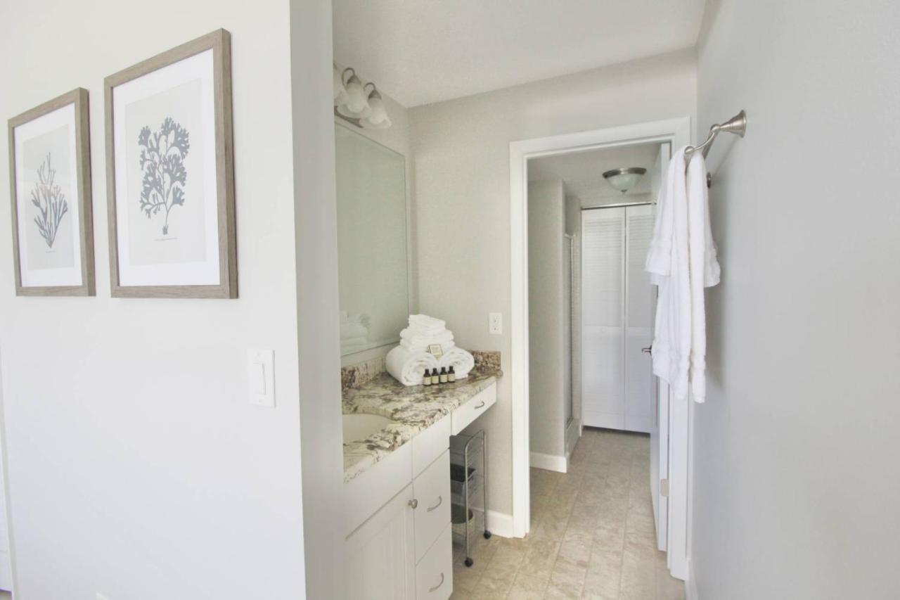 Ocean Breeze Condo 옌슨비치 외부 사진