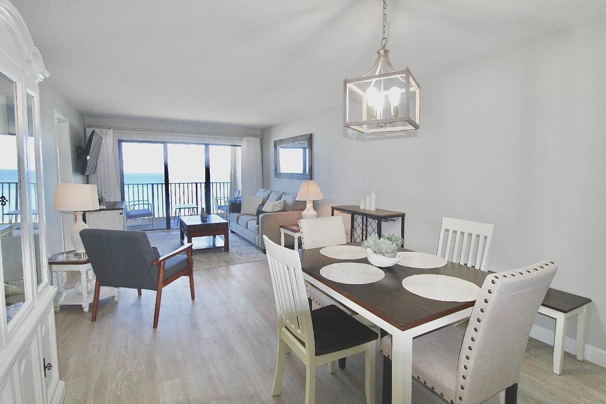 Ocean Breeze Condo 옌슨비치 외부 사진